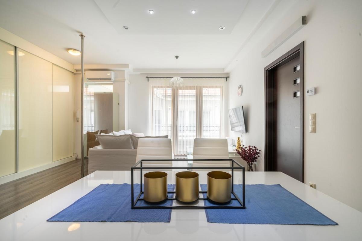 Prime Elegance On Andrassy Str 41 * Budapest