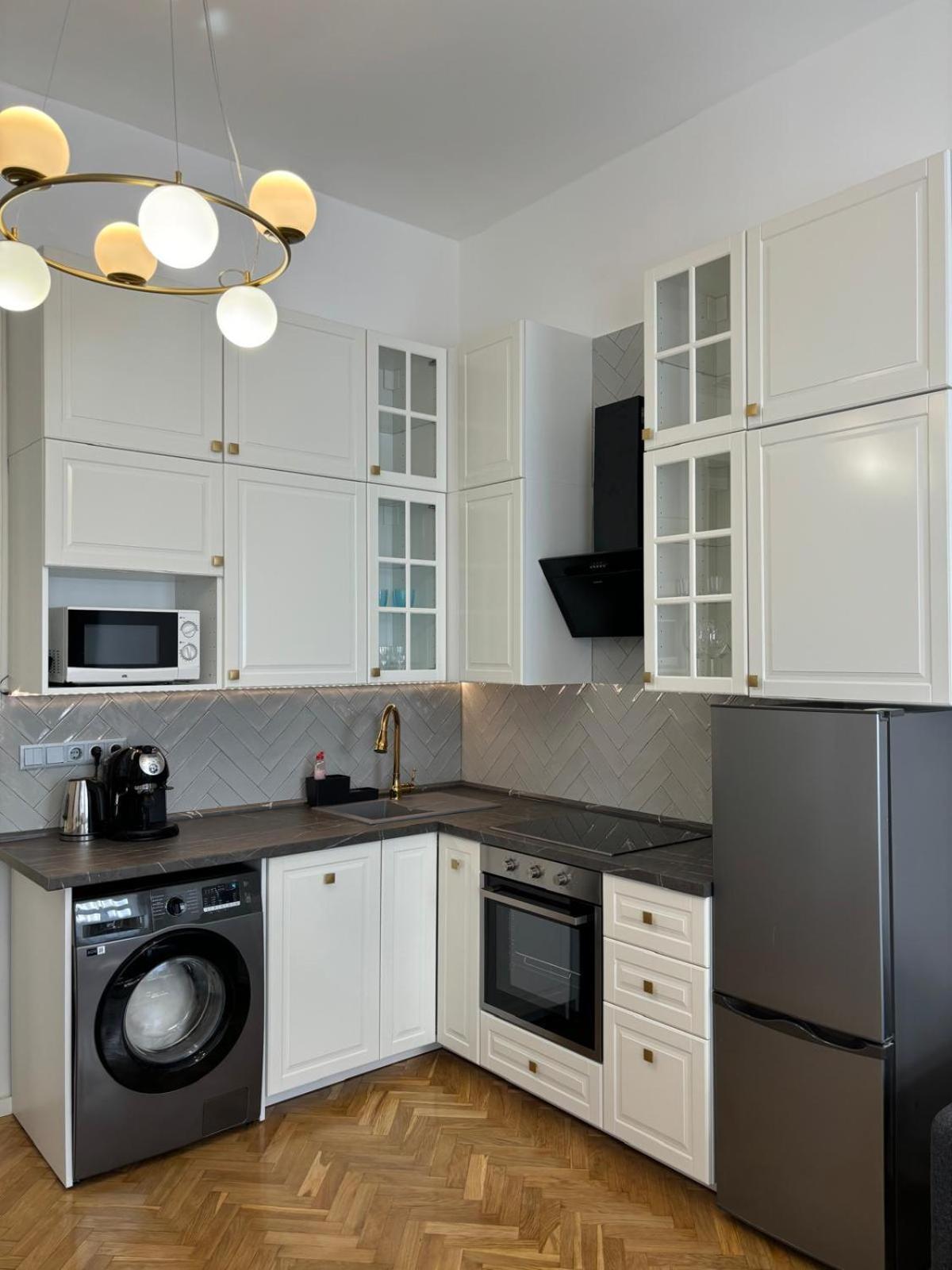 Premium Quiet 2br Brand New Flat In The Heart Of The Apartment *