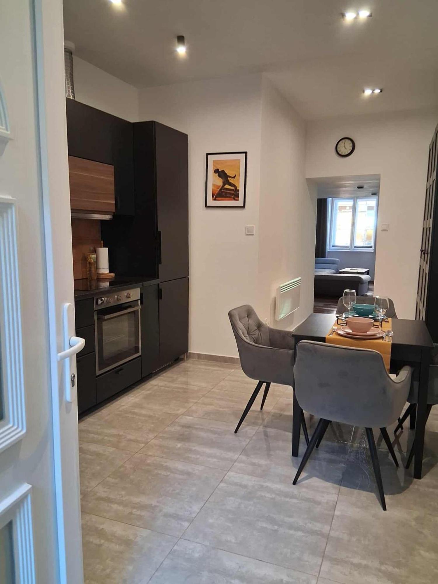 Da Vinci Loft By Corvin - Near M3 Metro Apartamento *