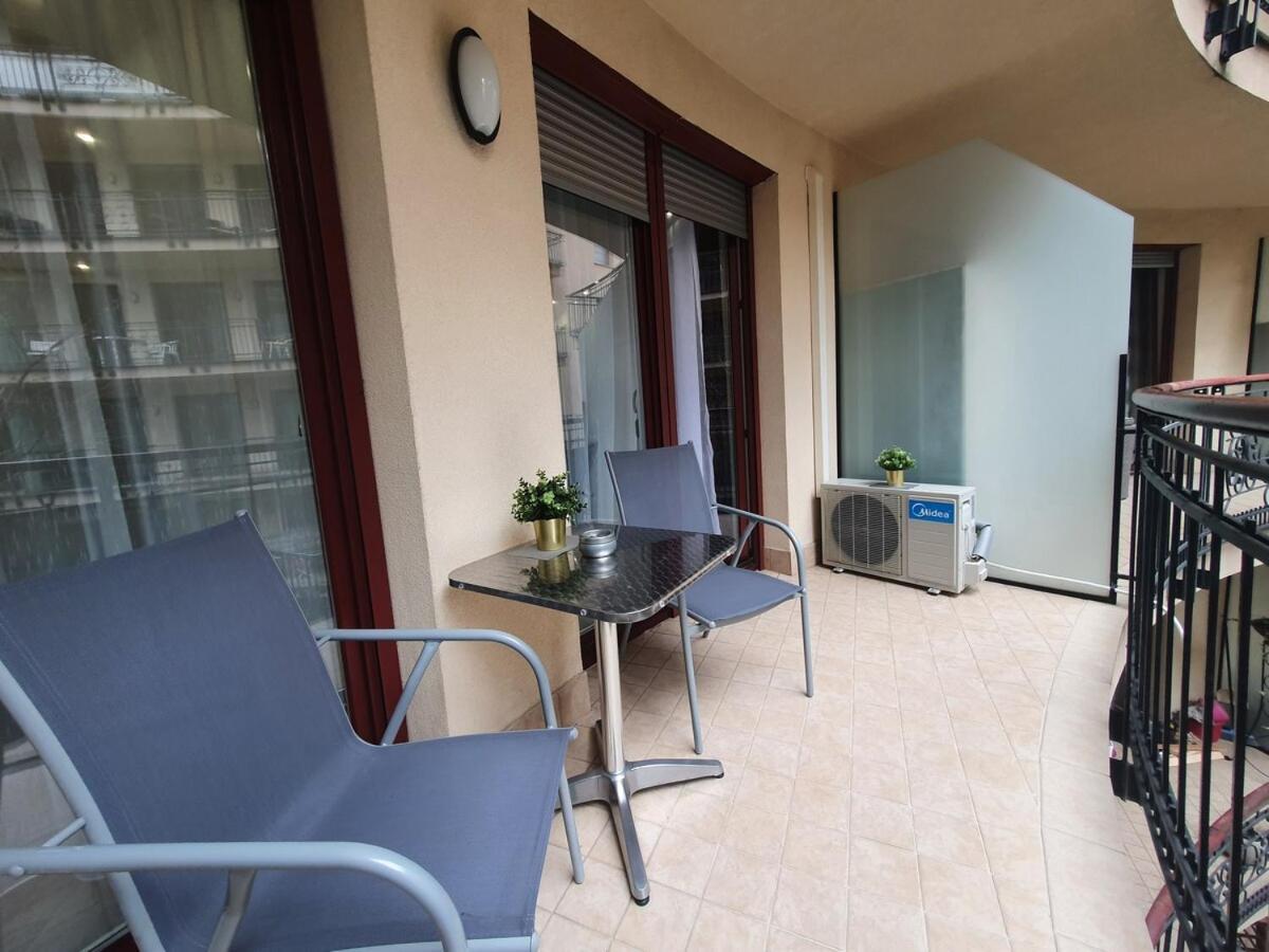 Zsazsa's Royal In The Center Of Apartman