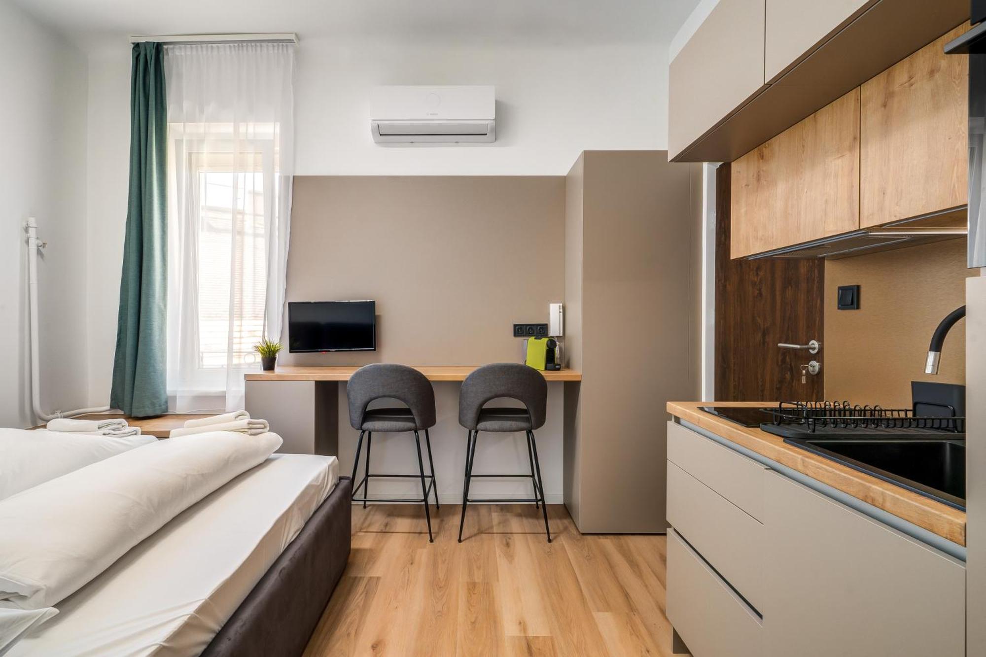 Apartment Ulloi 2 *