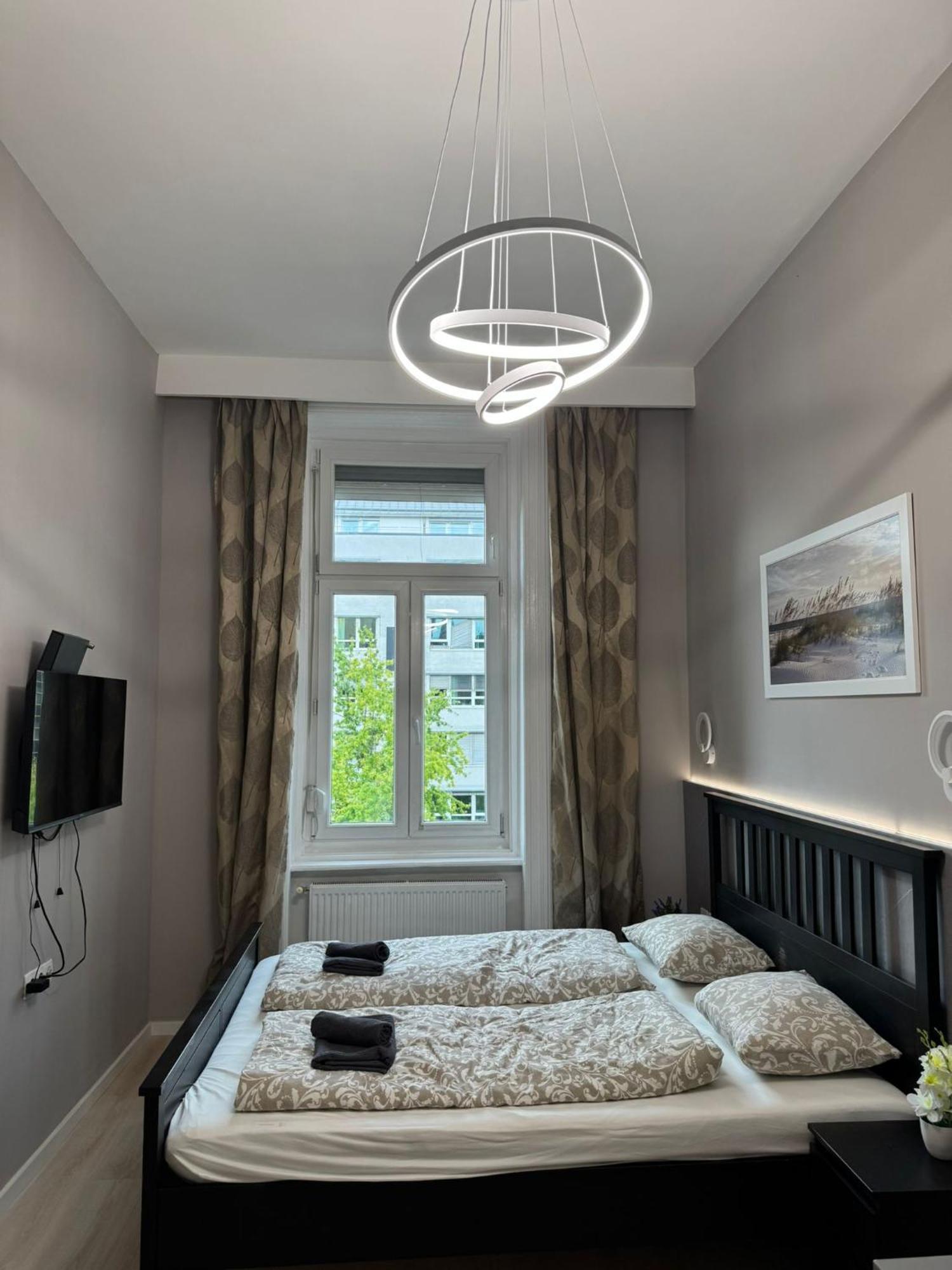 Apartment Diamond Apartments Near Gozsdu Udvar Budapest