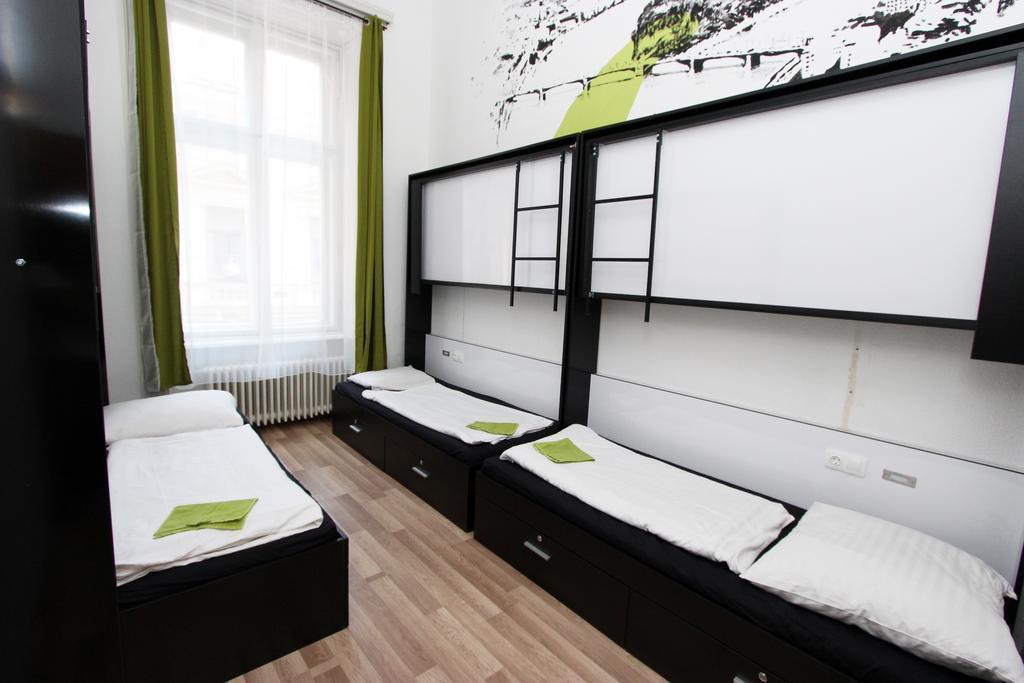 Adagio 1.0 Oktogon Budapest