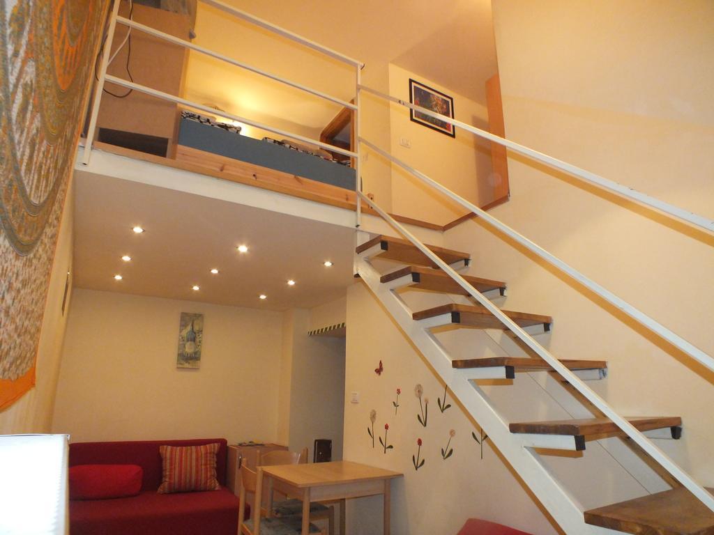 Duplex Apartment *