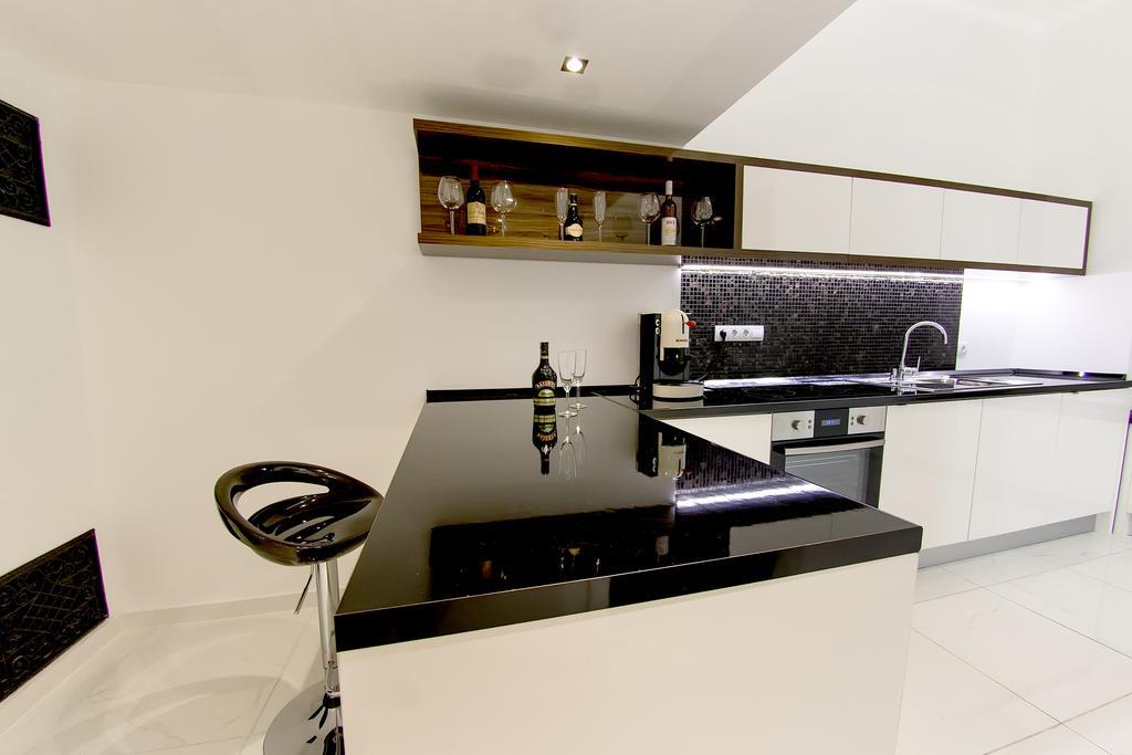 Top Luxury Suites Apartment Budapest