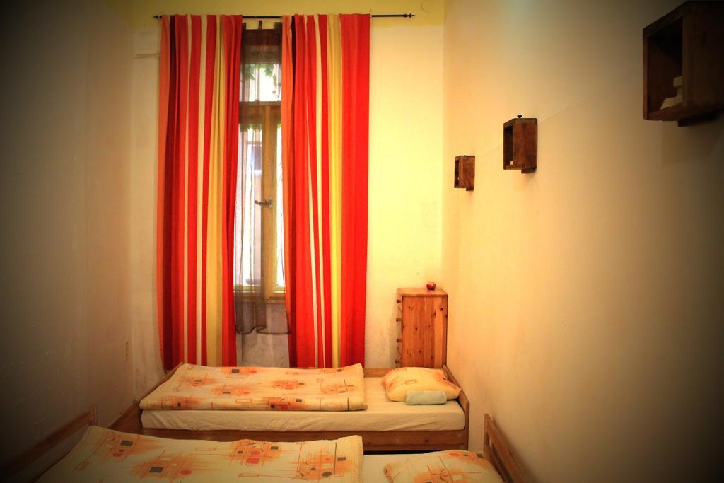 Hostal Downtown