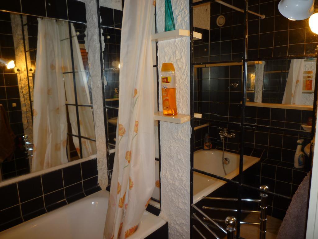 Ors Vezer Beatle Apartment Budapest