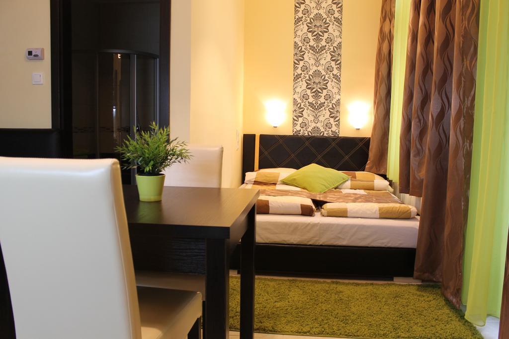 Fashion Street 17 Apartment *