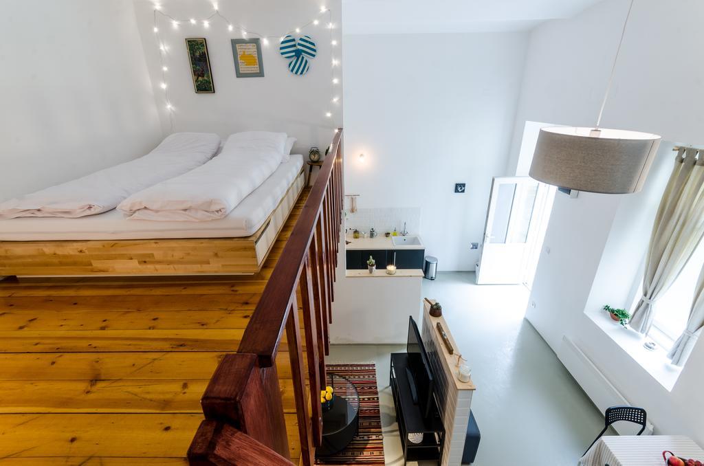 Peppers - Downtown Apartment