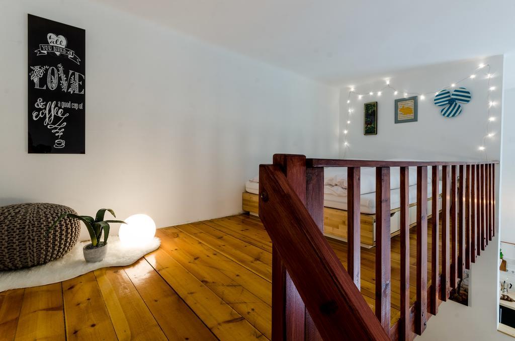 Peppers - Downtown Apartment