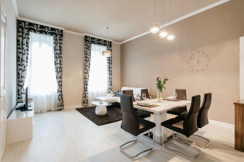 Parliment Luxury Apartman *