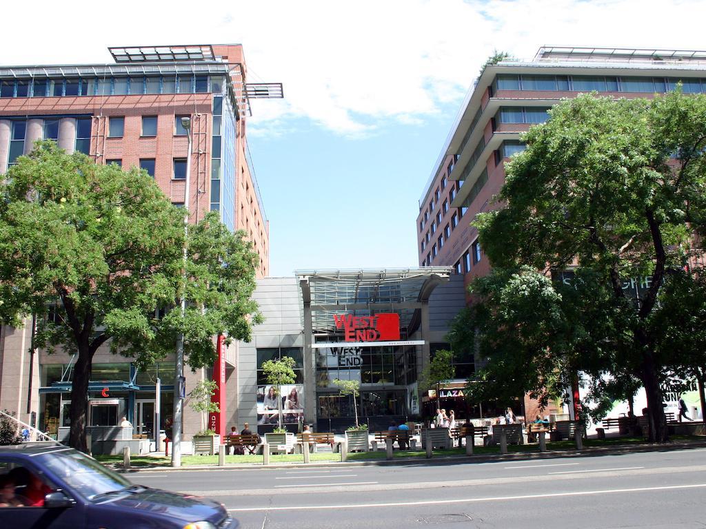 Arriva Apartment, Optional Indoor Parking Budapest