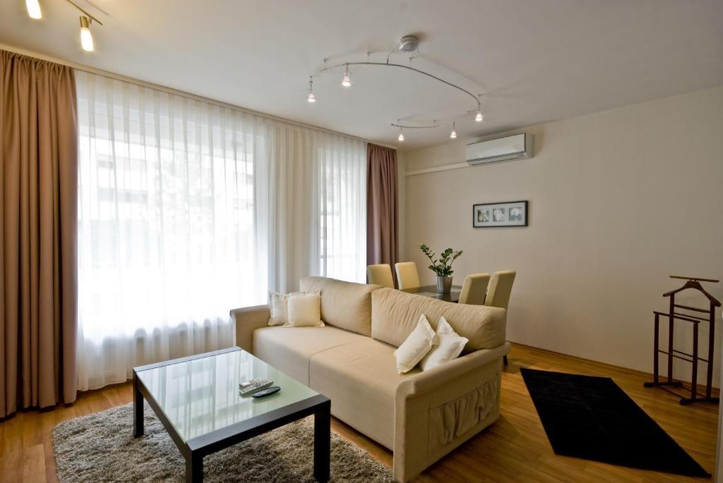 Apartahotel Corvin Lux 4*