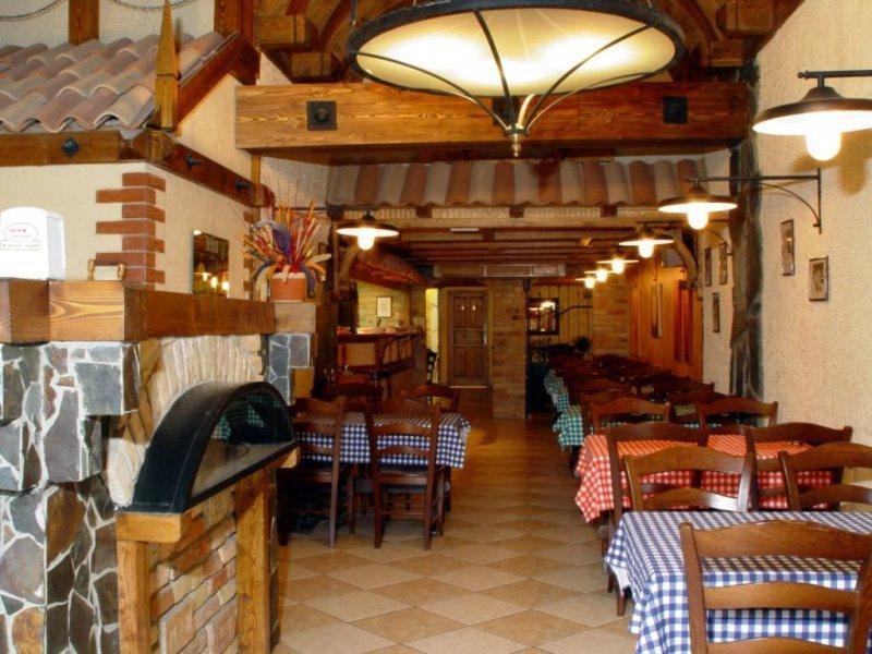 Hotel East 4*