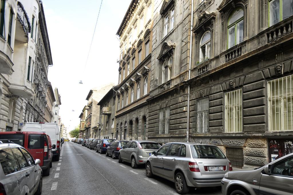 City Center Designer In Eclectic Building