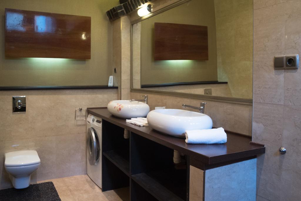 Inviting Flat In The Heart Of Town