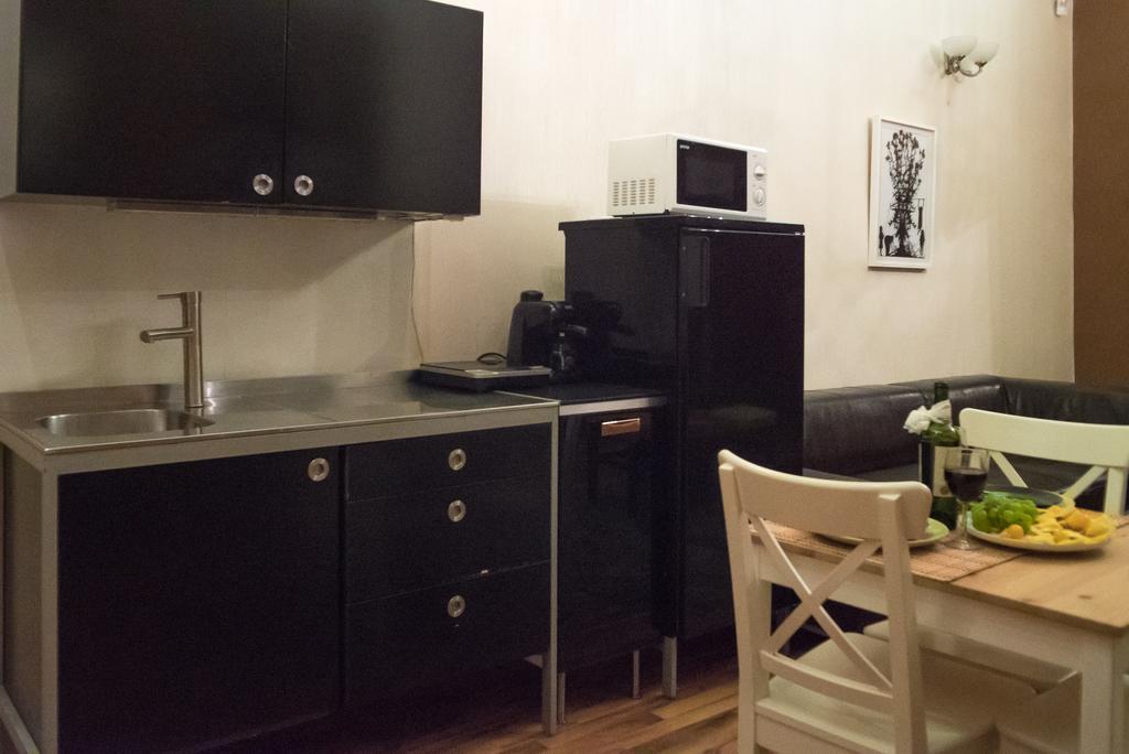 Inviting Flat In The Heart Of Town *