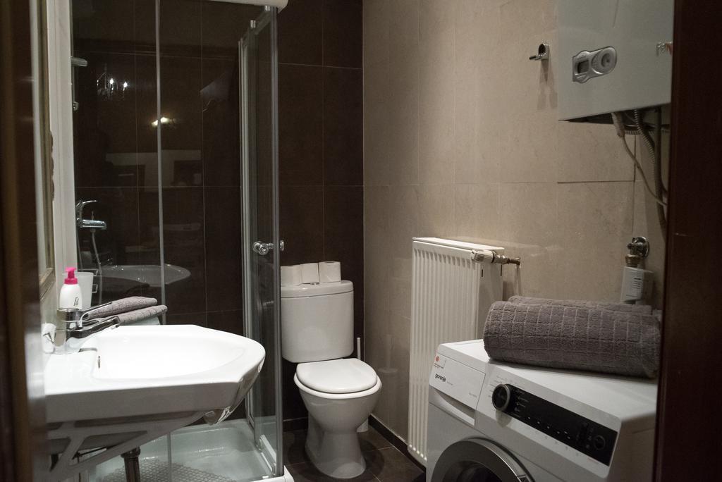 Inviting Flat In The Heart Of Town *