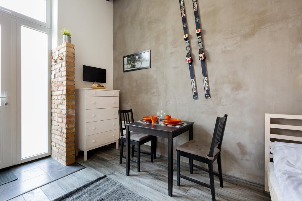K10 B Kazinczy Apartment * Budapest