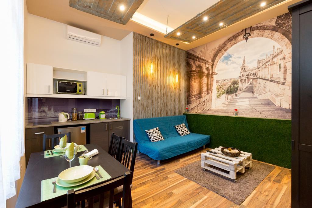 K10 B Kazinczy Apartment Budapest