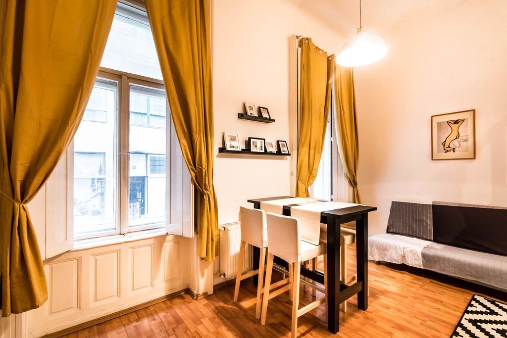 Veres Palne Budapest