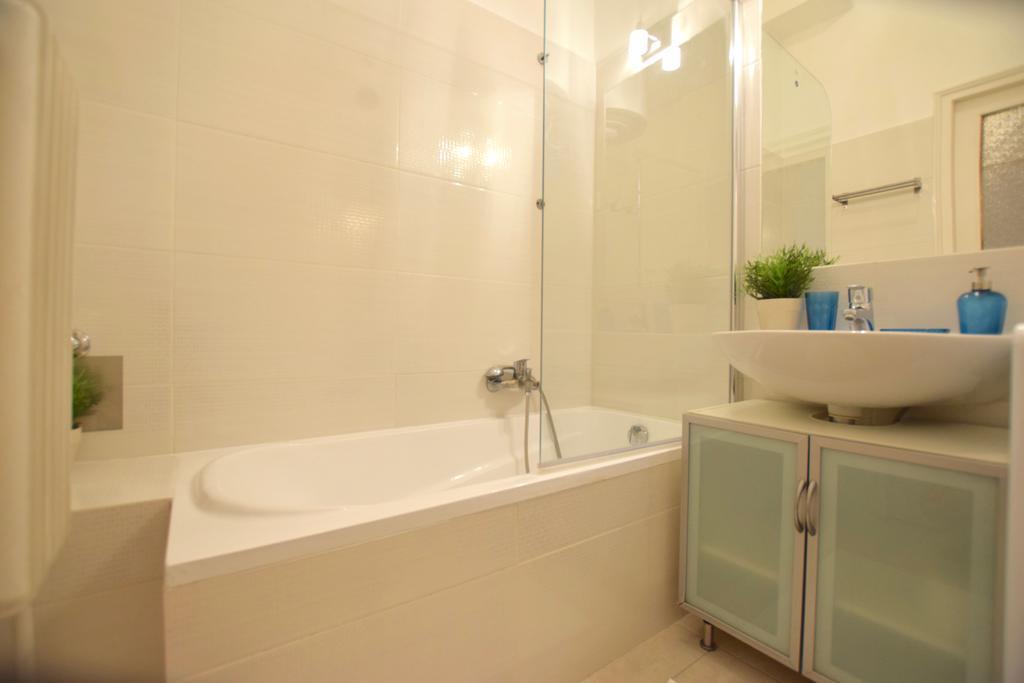 Standard By Hi5 - Fejer Gyorgy St Apartament