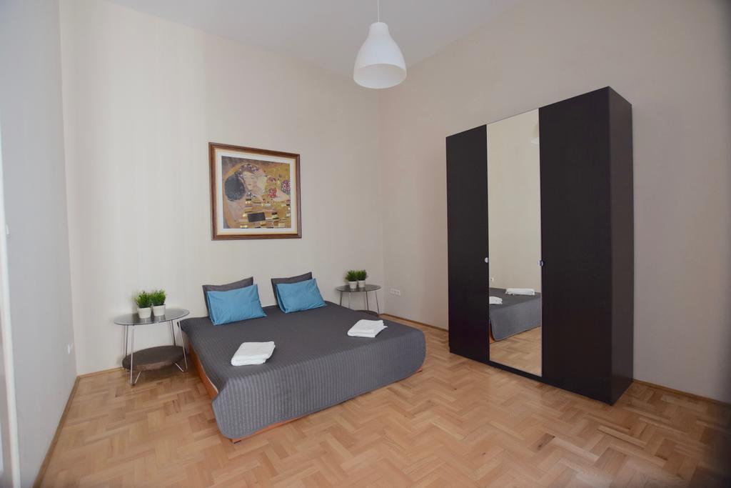 Apartman Standard By Hi5 - Muzeum 5