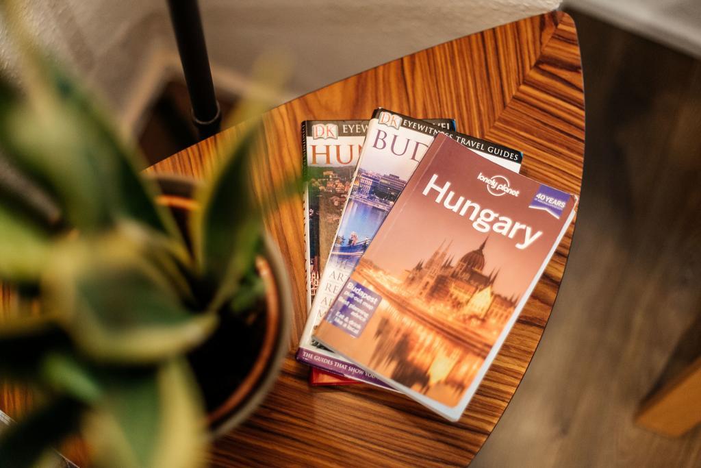 Romantic Hideaway Centertown Apartment Budapest