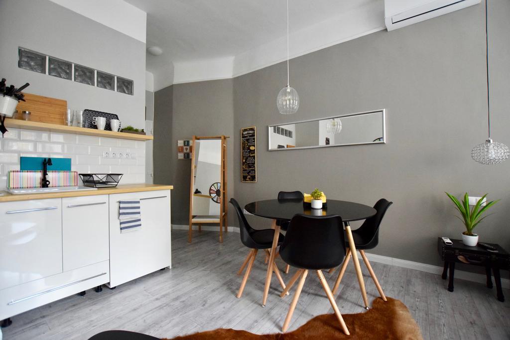 Apartament Standard By Hi5 - Fejer Gyorgy St Budapeszt