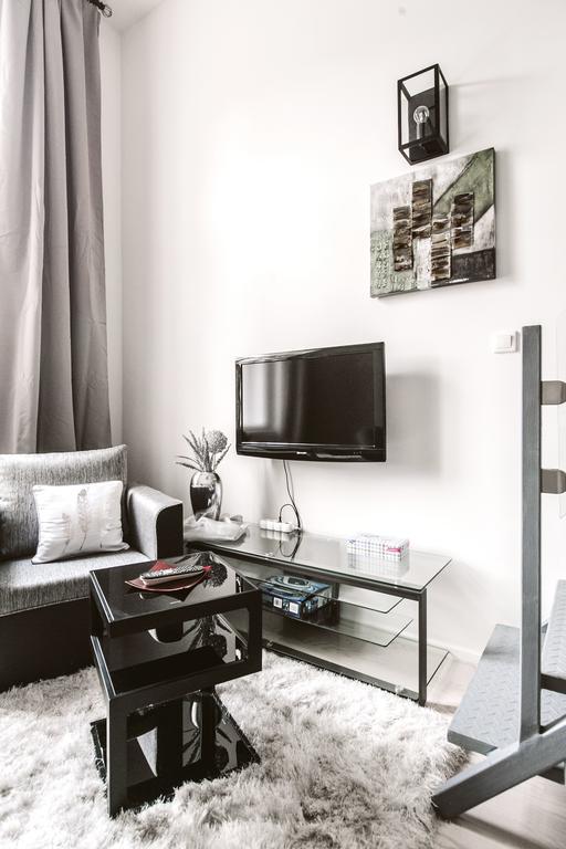 First At Andrassy Apartment