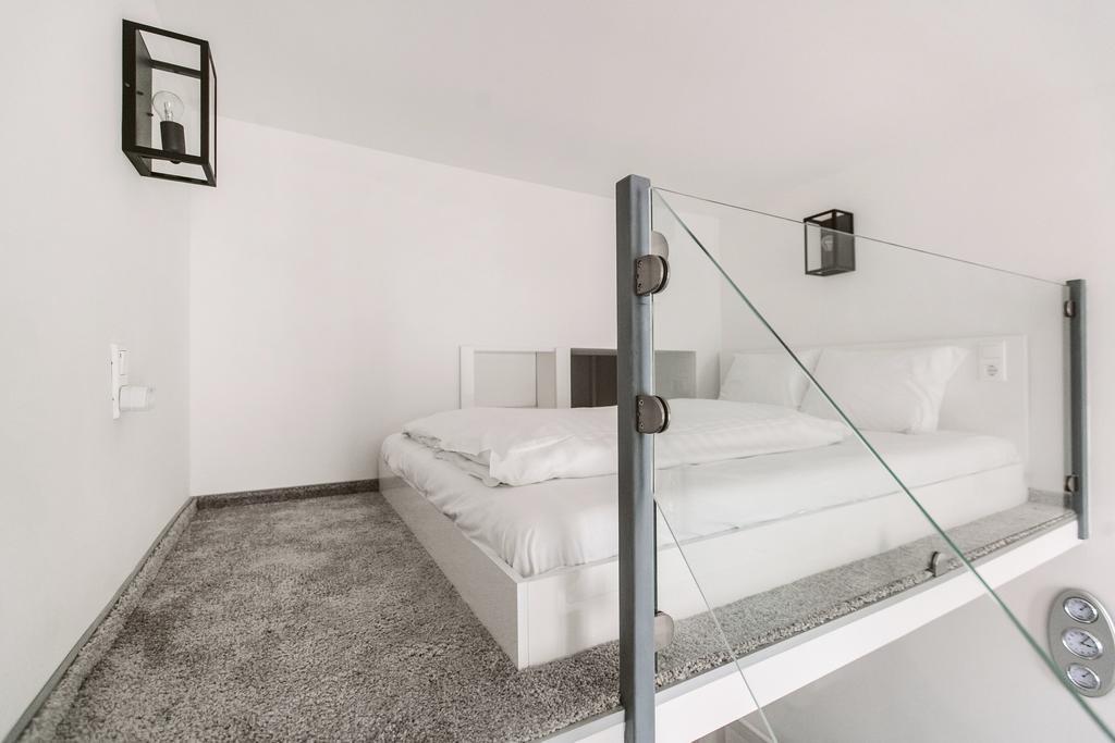 First At Andrassy Apartment *