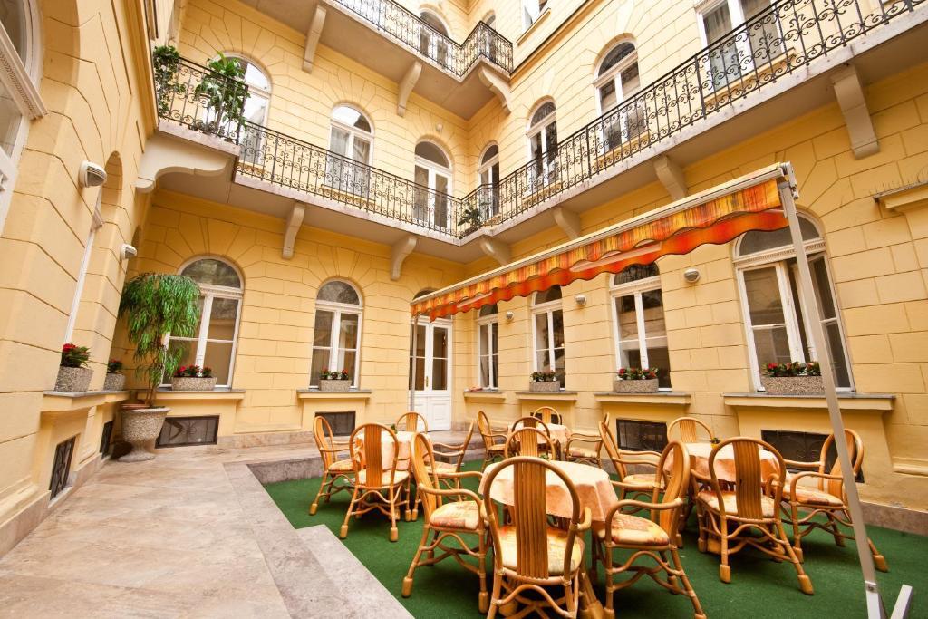 Peregrinus Hotel 3* Budapest
