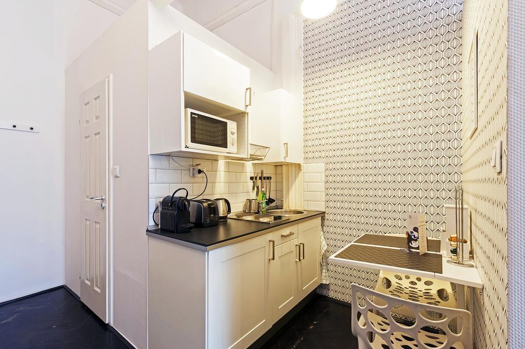 Play Apartment