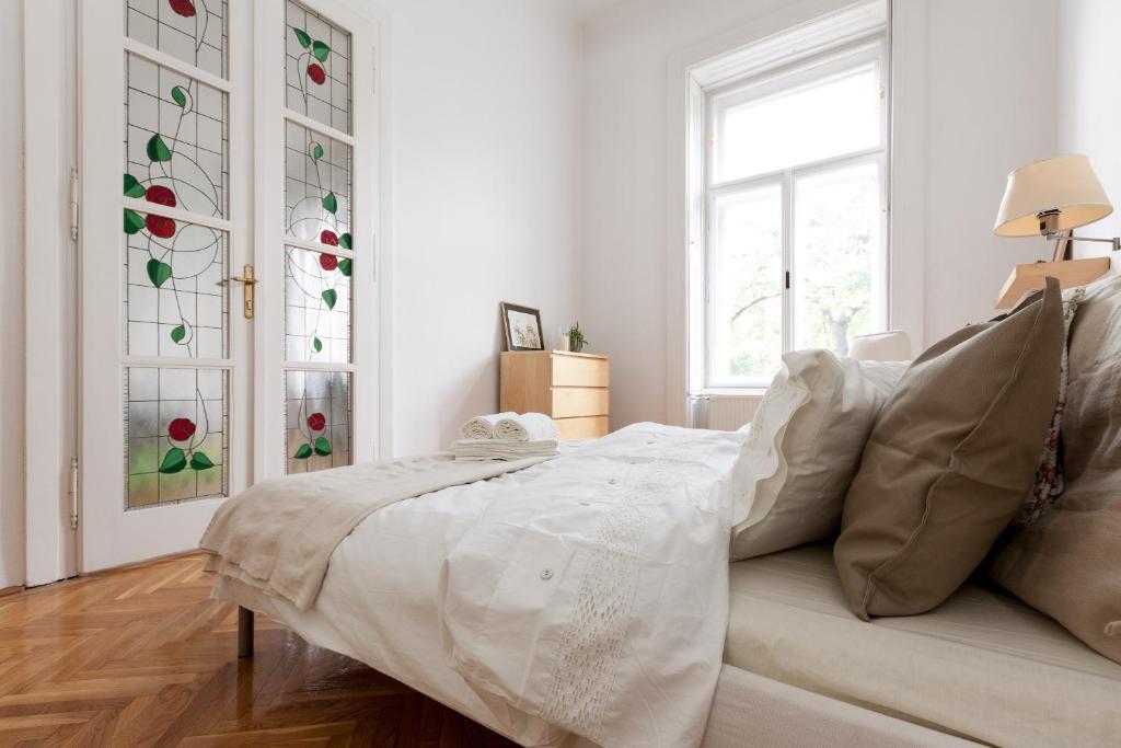 Budapestay Apartment *