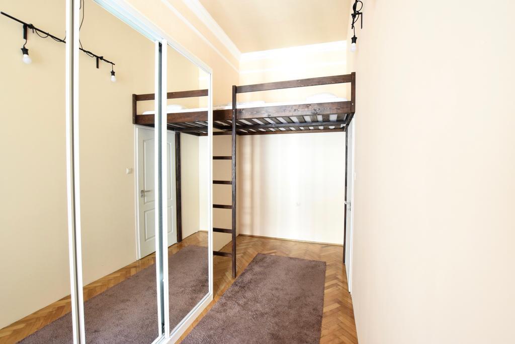 Apartamento Budget By Hi5 - Október 6 Str 4