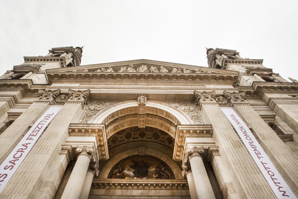 Ariel Close To St. Stephen Basilica * Budapest