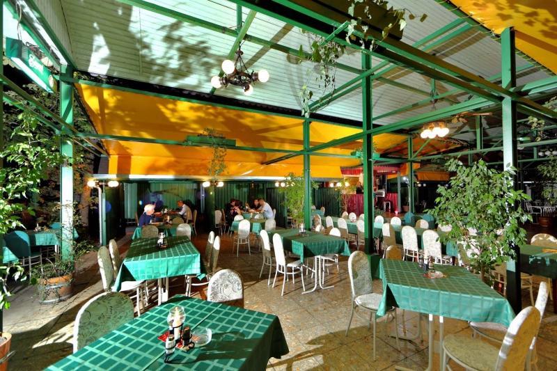 Terrace At Park *