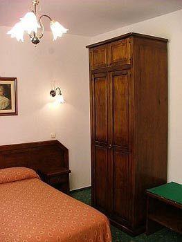 Casa Latina 3*