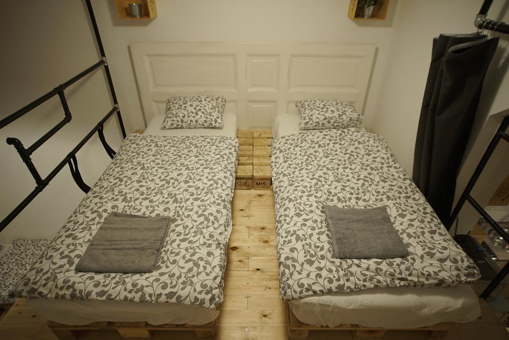Quiet And 2 Bedrooms 2 Bathrooms In The Heart Of Appartement Boedapest