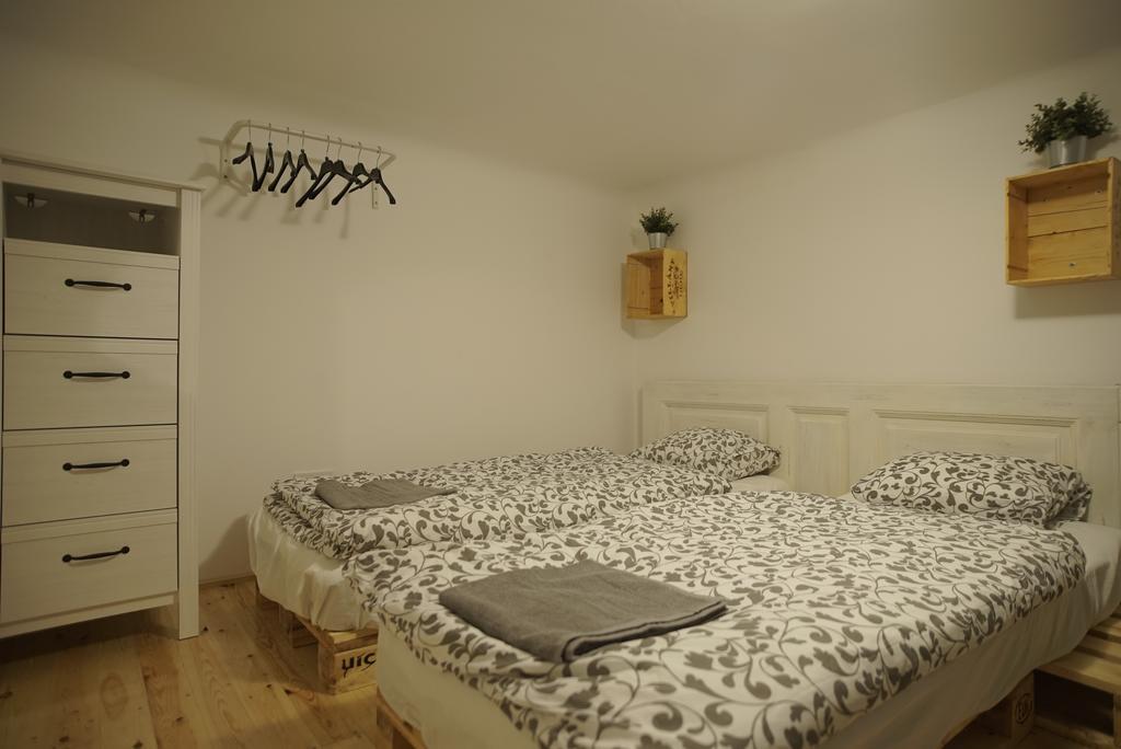 Quiet And 2 Bedrooms 2 Bathrooms In The Heart Of Boedapest