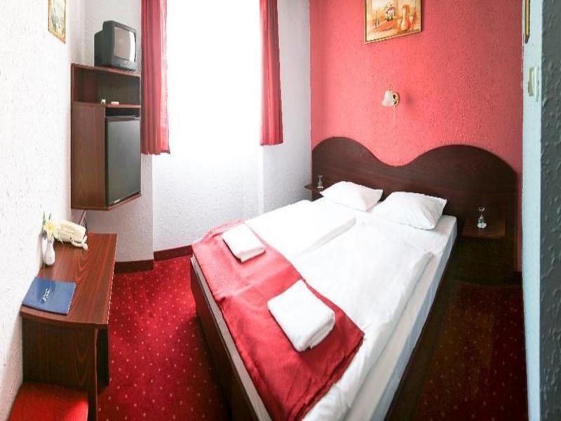 Berlin Hotel 3*