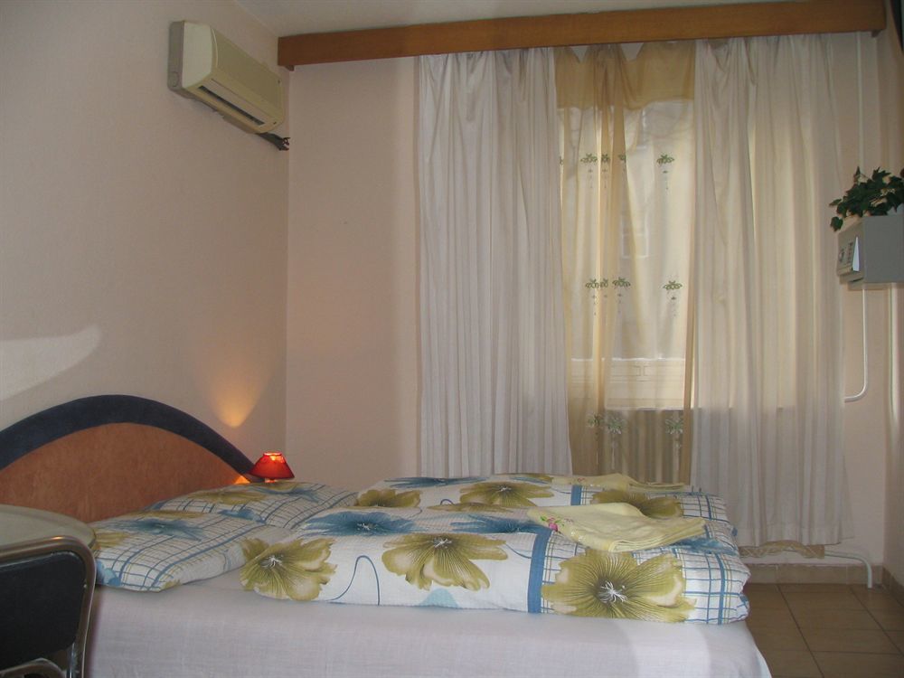 Apartment4you Apartamento Budapest