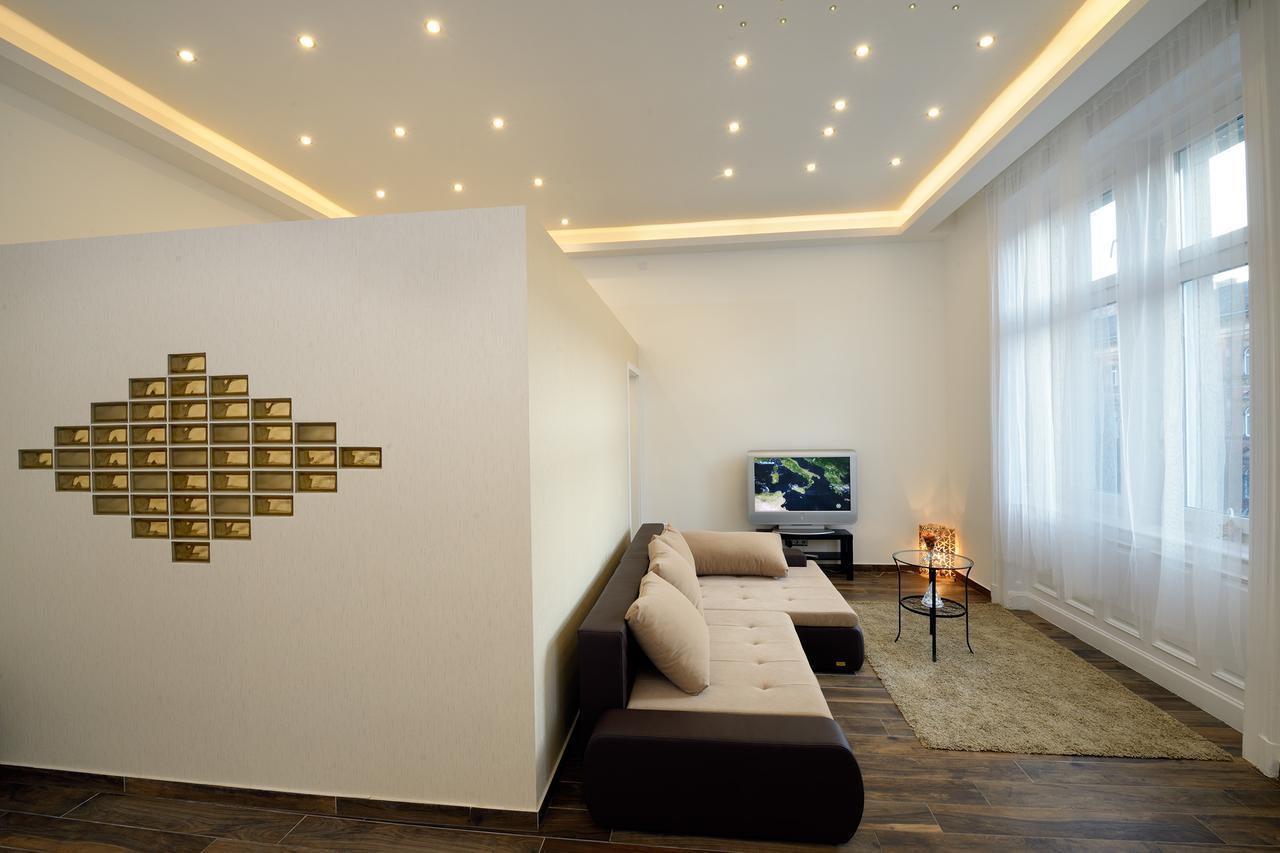 Apartment Corina Apartman *