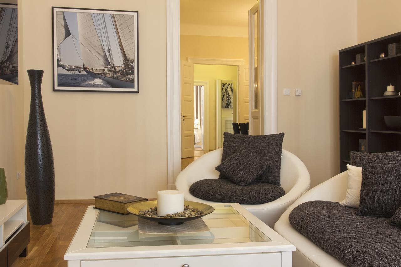 Vaci 12 Apartamento *