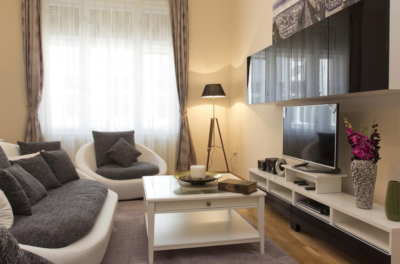 Apartamento Vaci 12 *