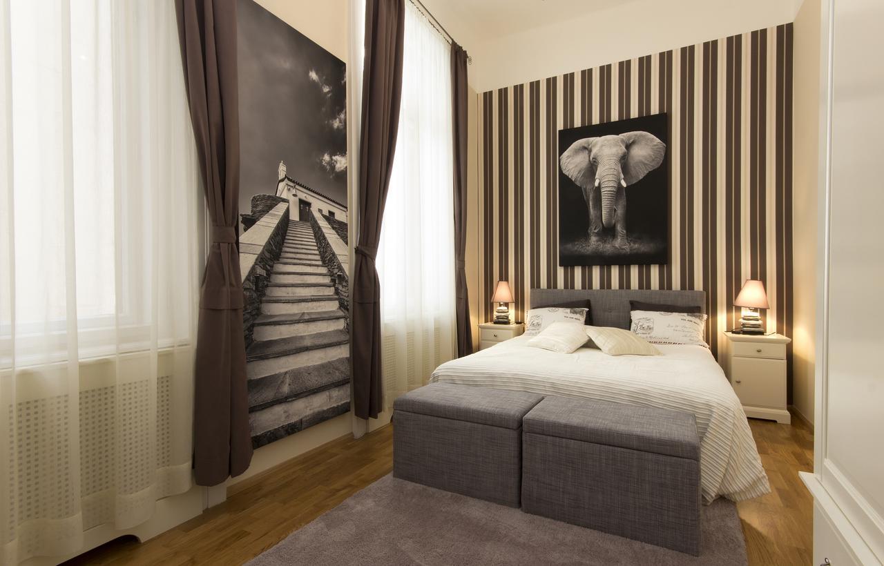 Vaci 12 Apartamento *