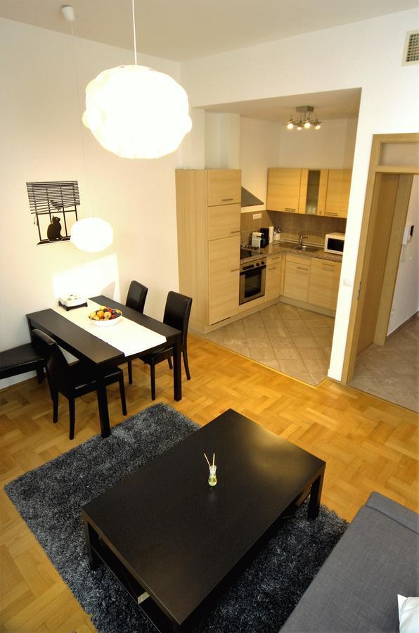 Gozsdu Apartamento *
