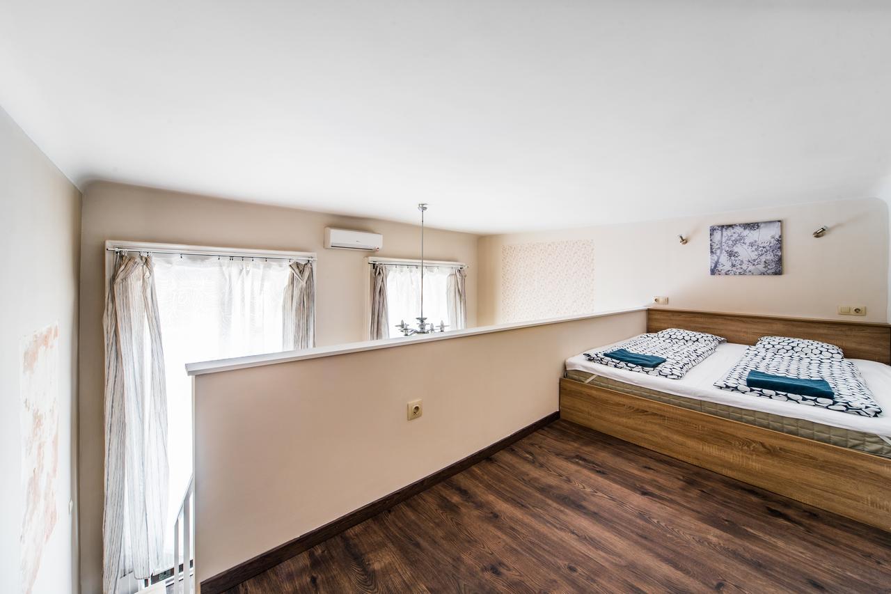 Erzsébet * Budapest