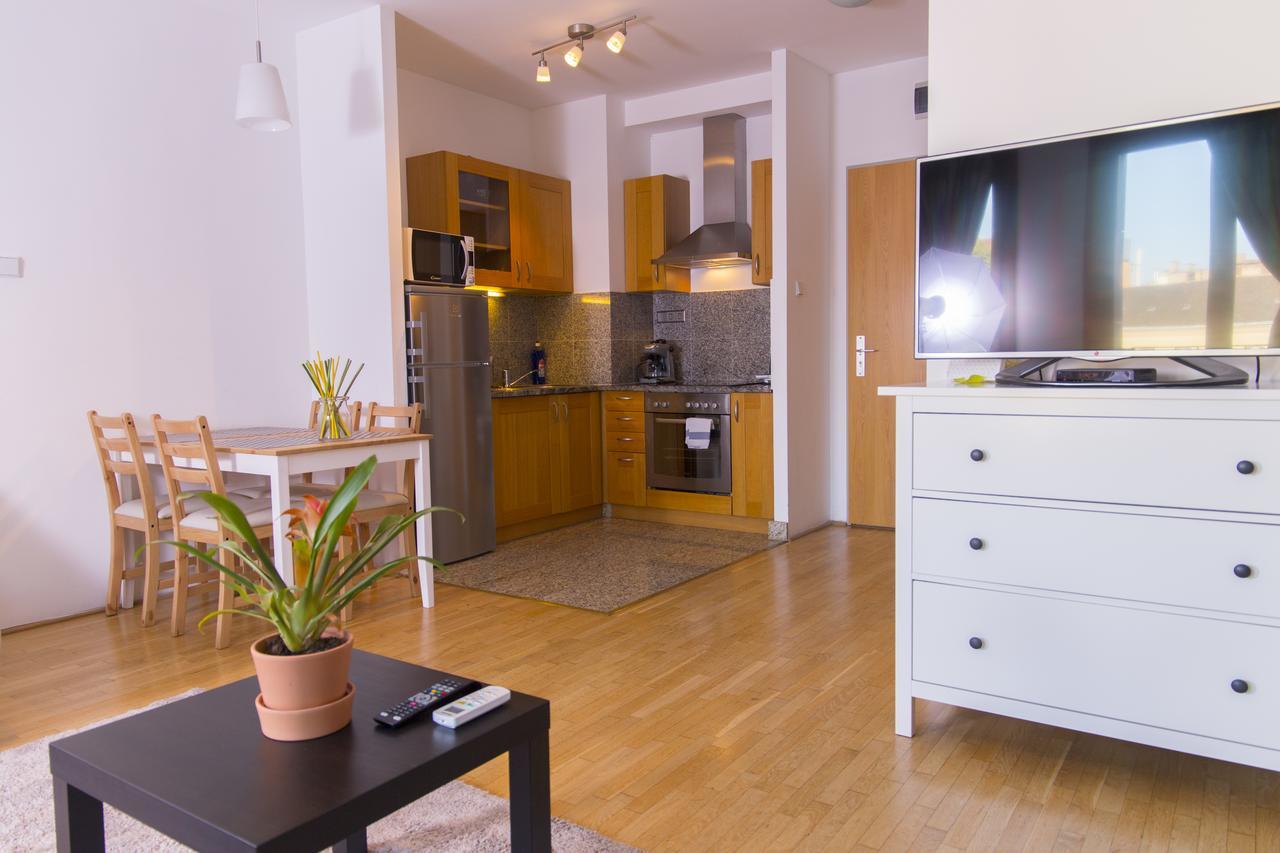 Renaissance Superior In Kazinczy Appartement Boedapest