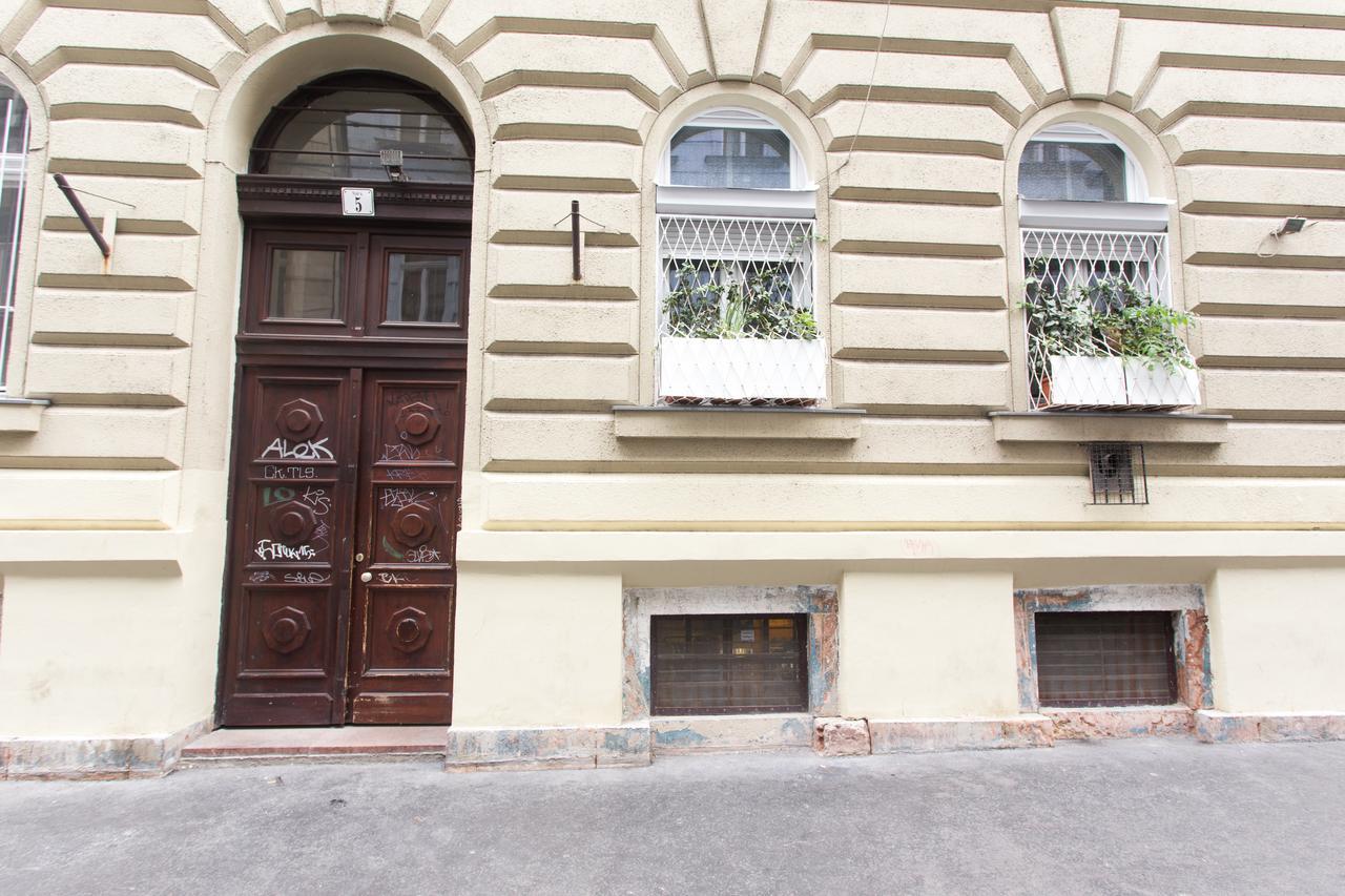 Apartamento Susan Near Blaha Lujza Square